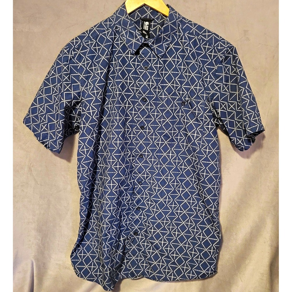 Mountain Hardwear Men's LT Blue Geometric Cotton Button-Up Short Sleeve Shirt